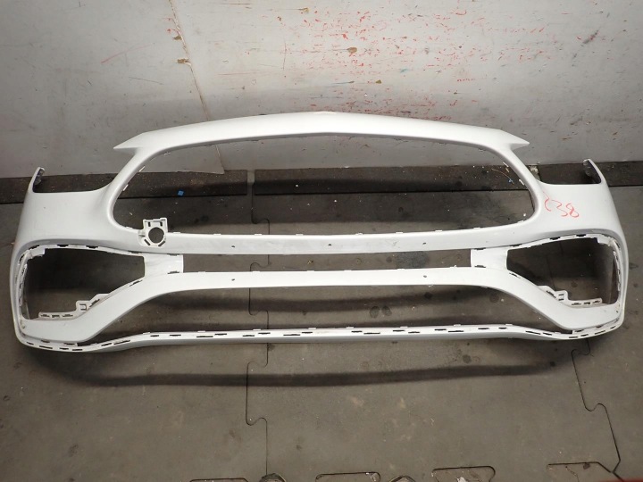 Přední nárazník MERCEDES C-CLASS W206 AMG 2021 - A2068858401