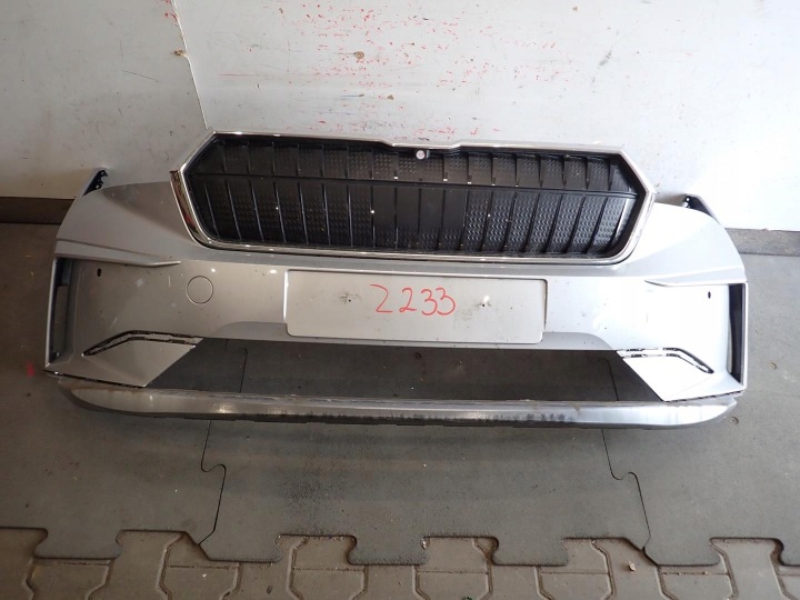 Přední nárazník ŠKODA ENYAQ 2021 - 5LA807221
