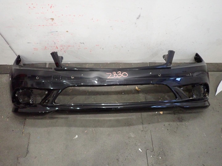 Přední nárazník MERCEDES C-CLASS W204 2007-2011 AMG A2048853725