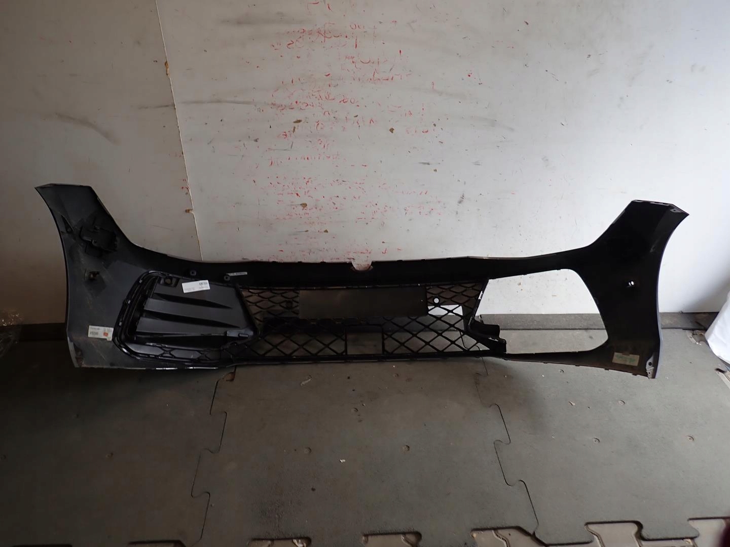 Přední nárazník VW PASSAT B9 R-LINE 2023-3J0807221H
