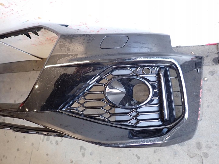 Přední nárazník AUDI A4 RS4 B9 FACELIFT 2019- 8W0807437BE