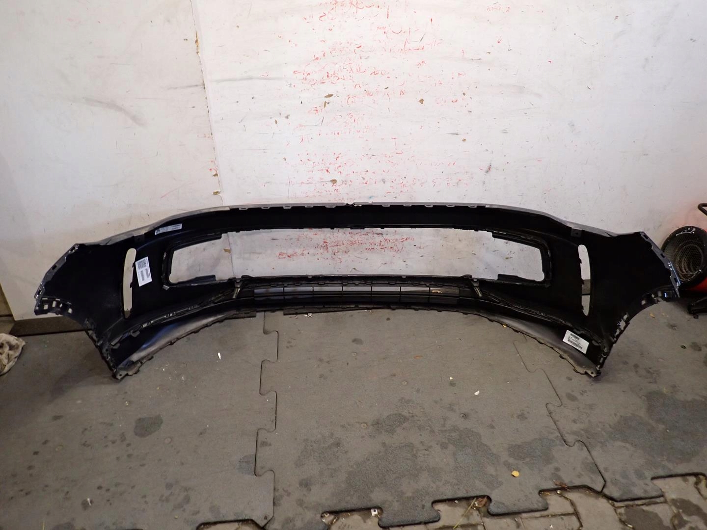 Přední nárazník VW TIGUAN III 2023 – 571807221