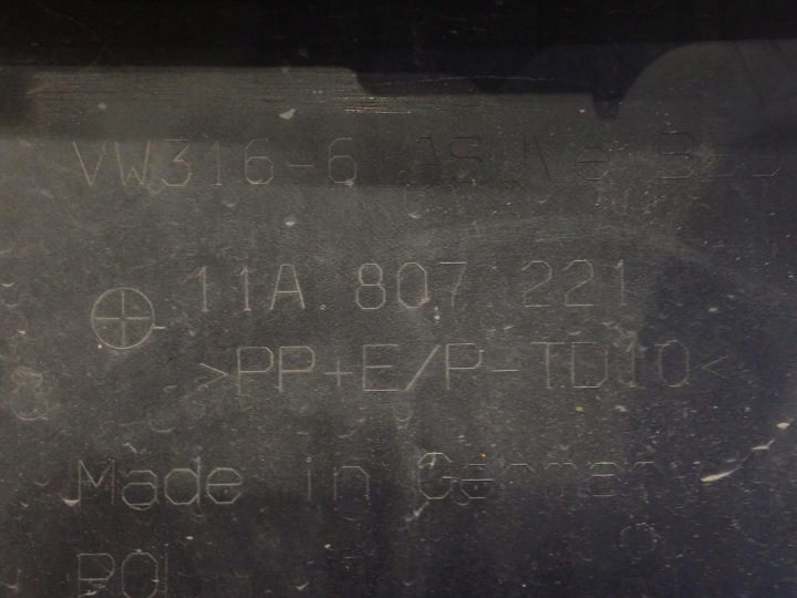 Přední nárazník VW ID4 2020-11A807221