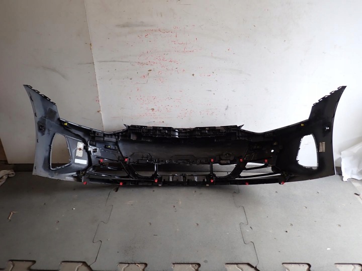 Přední nárazník AUDI GT RS E-TRON 2021-4J3807233