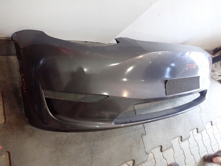 Přední nárazník TESLA Y 2020 - 1540104-06-C