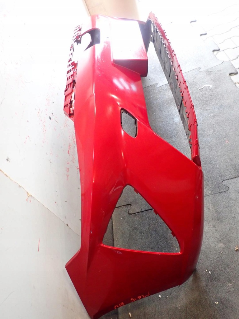Přední nárazník MG 5 EV 2022- 10859360