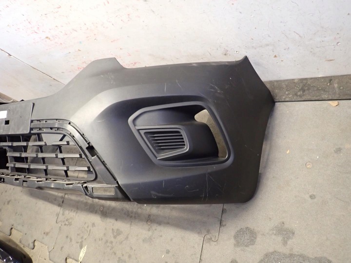Přední nárazník RENAULT KANGOO IV 2021 - 620225984