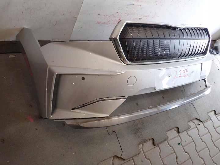 Přední nárazník ŠKODA ENYAQ 2021 - 5LA807221