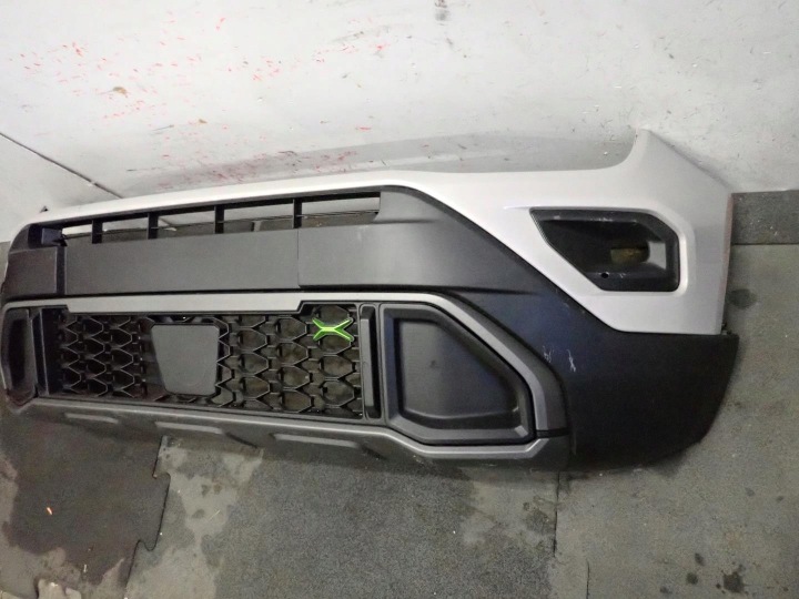 Přední nárazník JEEP AVENGER 4XE 2022 - 735790613