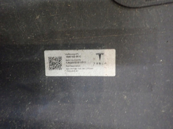 Přední nárazník TESLA Y 2020-1540102-05-C