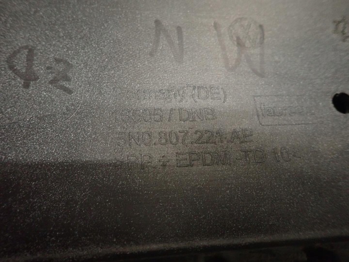 Přední nárazník VW TIGUAN FACELIFT 2010-2015 5N R-line 5N0807221AP