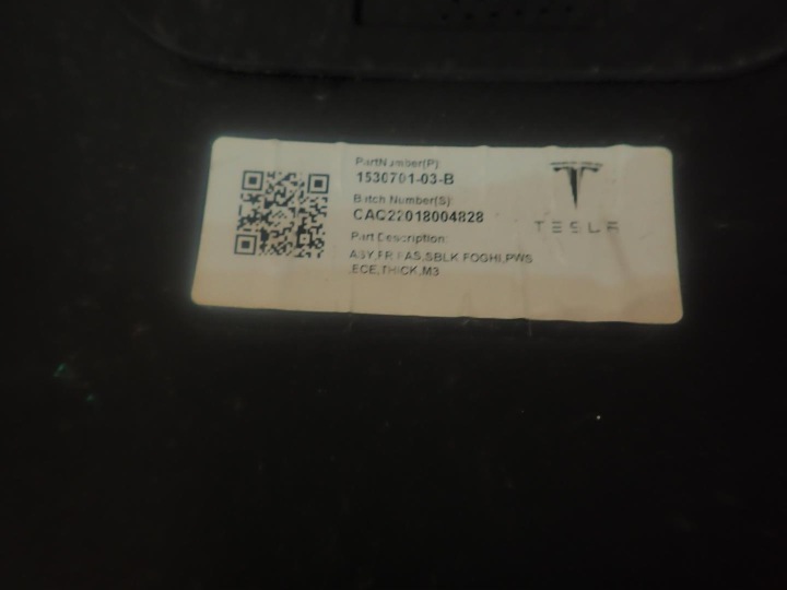 Přední nárazník TESLA 3 2017-1530701-03-B