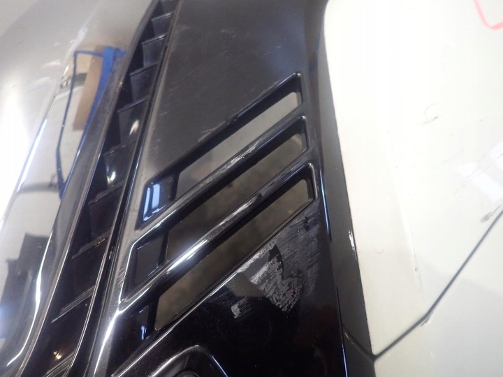 Přední nárazník NISSAN QASHQAI II LIFT 2017-  62022-HV00H
