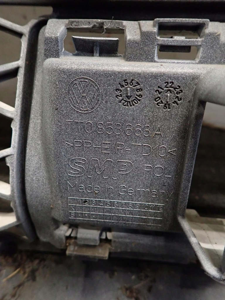 Přední nárazník VW T7 2021 - 7T0853663A