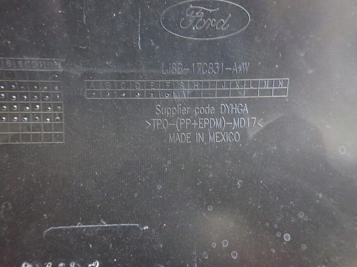Přední nárazník FORD MUSTANG MACH E 2021 - LJ8B-17C831-A