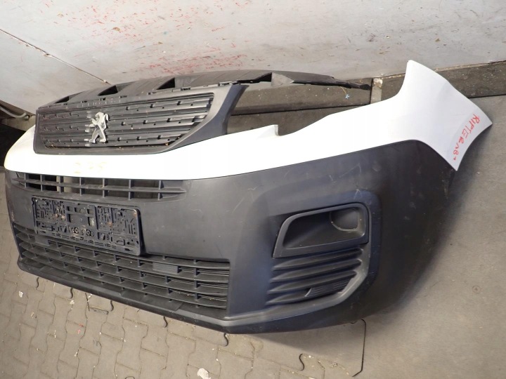 Přední nárazník PEUGEOT RIFTER 2018 - 95+486468