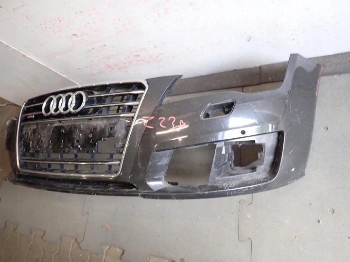 Přední nárazník AUDI A7 2010-2014 115684648984