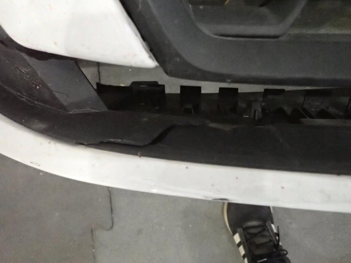 Přední nárazník AUDI A3 2020- 8Y0807437