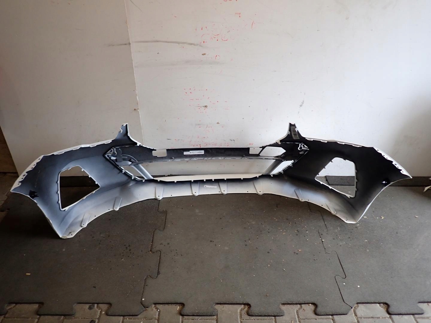 Přední nárazník BMW 5 G60 G61 M-PACK 2022 - 8084653