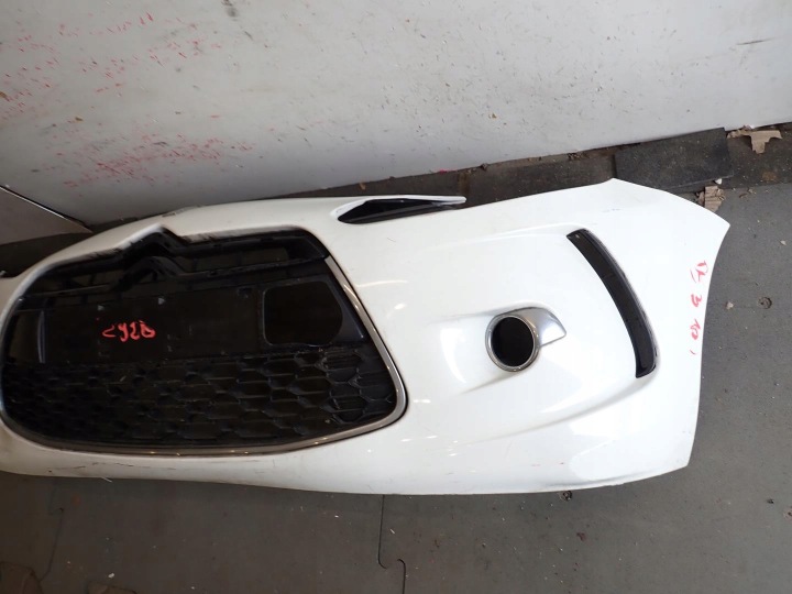 Přední nárazník CITROEN DS3 2010 - 9687534777