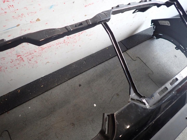 Přední nárazník BMW X1 U11 2022 – 9883579
