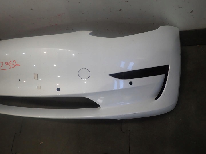 Přední nárazník TESLA 3 2017 - 1530710-04-C