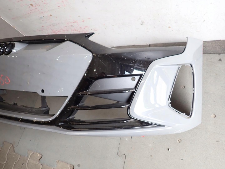 Přední nárazník AUDI GT RS E-TRON 2021-4J3807233
