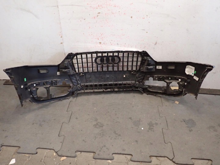 Přední nárazník AUDI Q3 2010-2014 8U0807438