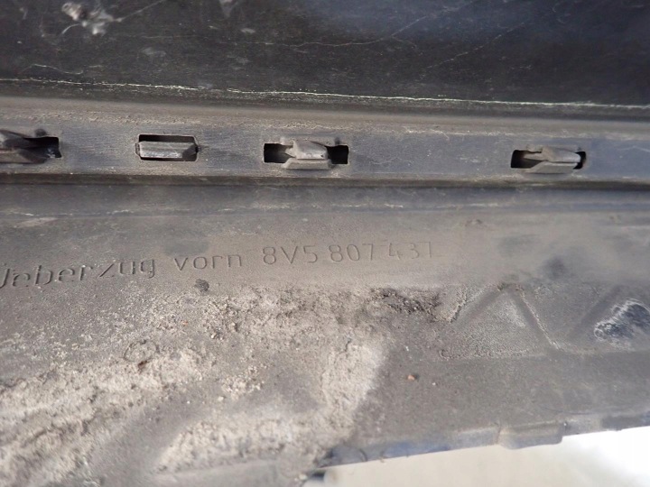 Přední nárazník AUDI A3 2012- SEDAN 8V5807437
